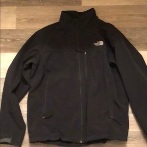Men’s north face soft shell Large